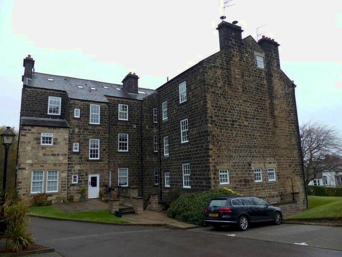 2 Bedroom Flat To Rent In Hillside Court, Crossbeck Road, Ilkley., LS29