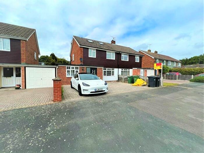 5 Bedroom Semi-Detached House To Rent In Hazel Road, Mytchett, Camberley, Surrey, GU16