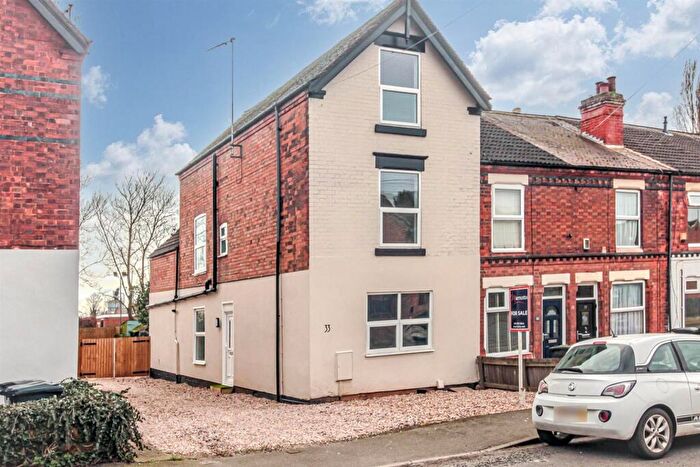 4 Bedroom End Of Terrace House For Sale In Vale Road, Colwick, Nottingham, NG4