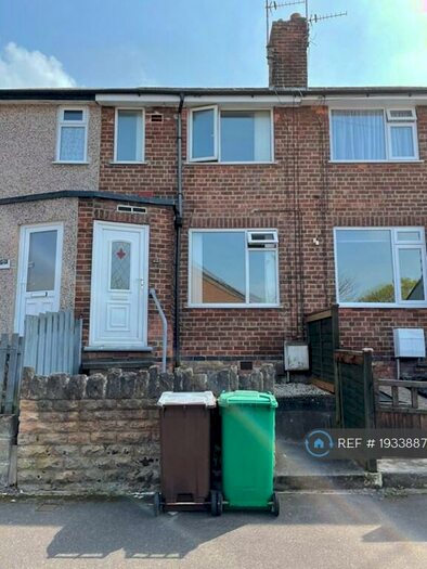 2 Bedroom Terraced House To Rent In Bullace Road, Nottingham, NG3