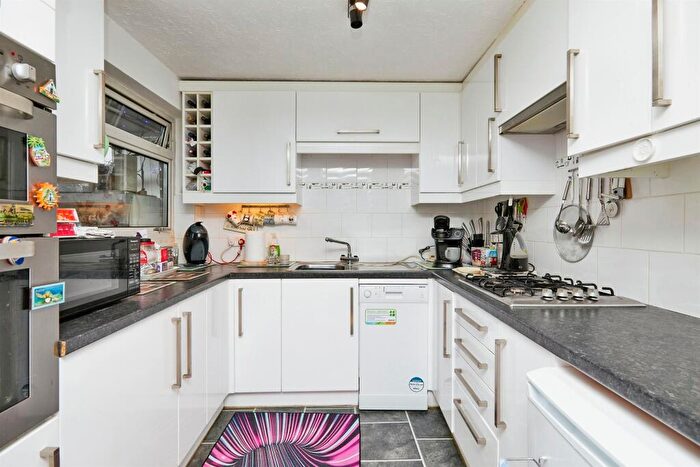 2 Bedroom Semi-Detached Bungalow For Sale In Henhurst Ridge, Burton-On-Trent, DE13
