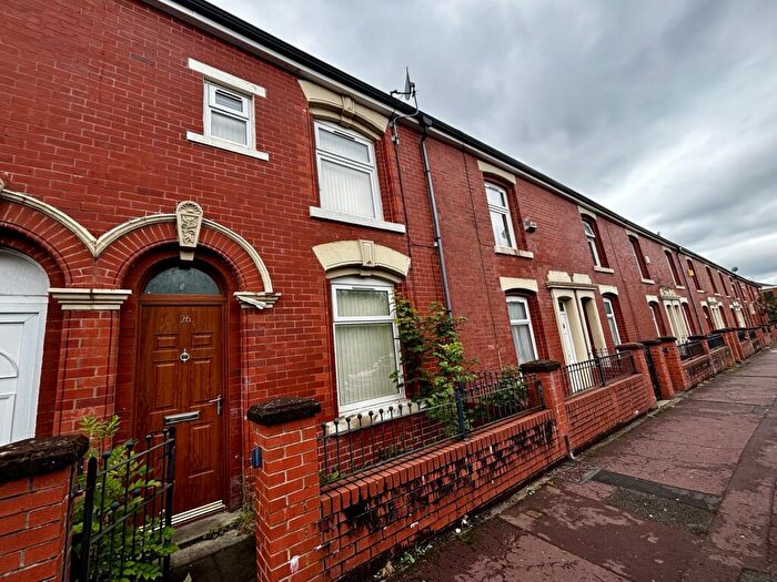 4 Bedroom House To Rent In Norman Street, Blackburn, BB2