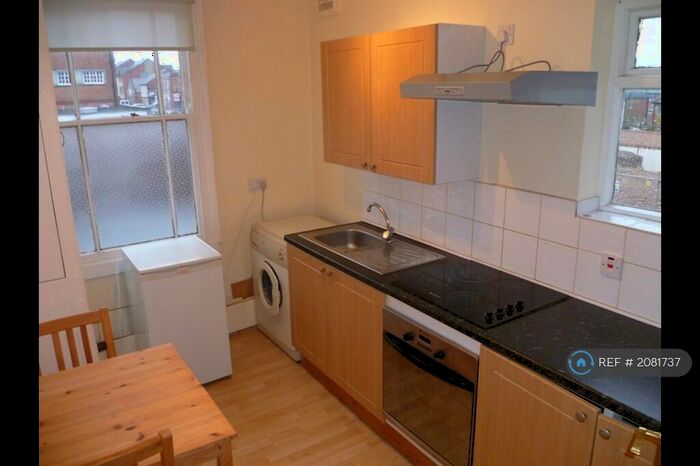 1 Bedroom Flat To Rent In Clarendon Park, Leicester, LE2