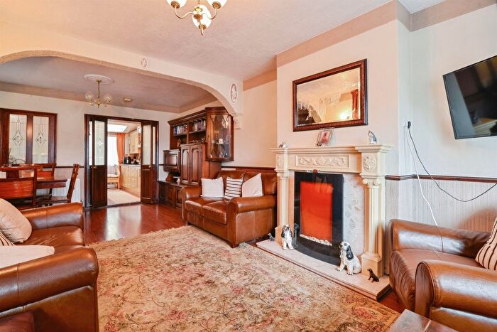 4 Bedroom End Of Terrace House For Sale In Bournemouth Avenue, Middlesbrough, TS3