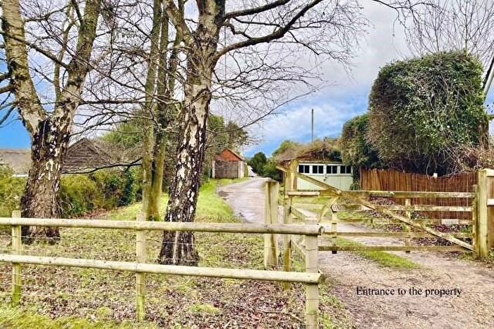 2 Bedroom Detached Bungalow For Sale In Brook Lane, Woodgreen, Fordingbridge, SP6