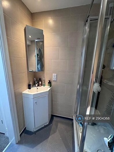 Studio To Rent In Berkeley Square, Bristol, BS8 - Photo 5