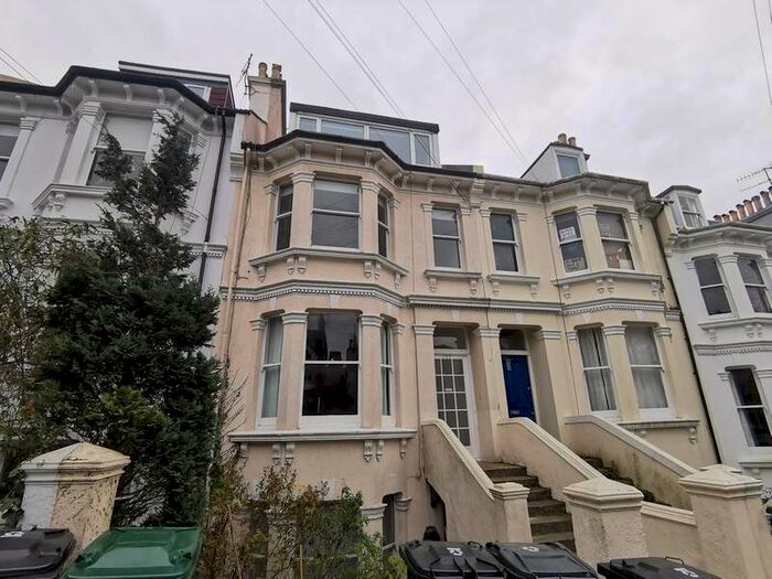3 Bedroom Maisonette Flat To Rent In 162 Springfield Road, Brighton, BN1