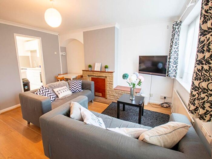 3 Bedroom House To Rent In Bramshaw Road, Canterbury, Kent, CT2