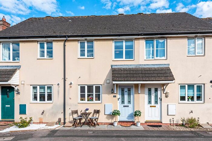 2 Bedroom House For Sale In Blissmore Lane, Weyhill, SP11