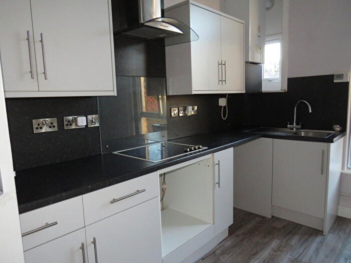 2 Bedroom Apartment To Rent In Lilly Street, Sowerby Bridge, HX6