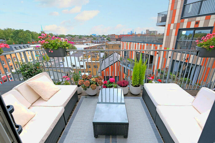 1 Bedroom Apartment To Rent In Cresset Road, London, E9