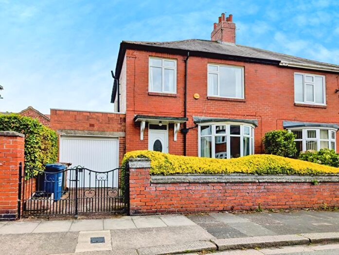 3 Bedroom Semi-Detached House To Rent In Grange Road, Newcastle Upon Tyne, NE4