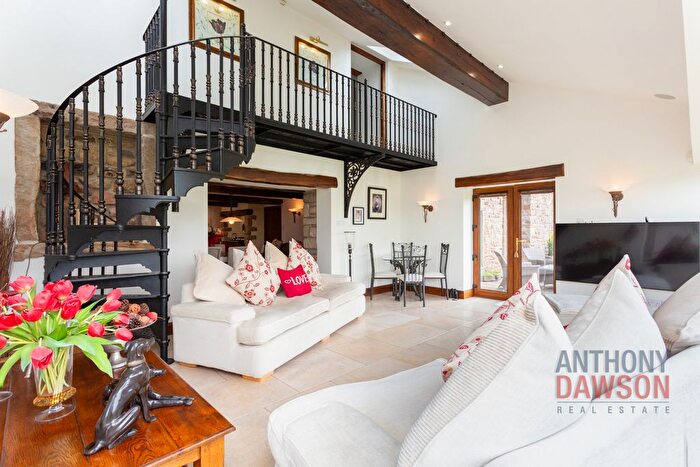 7 Bedroom Detached House For Sale In Merrills Head Barn, Long Causeway, Burnley, BB10