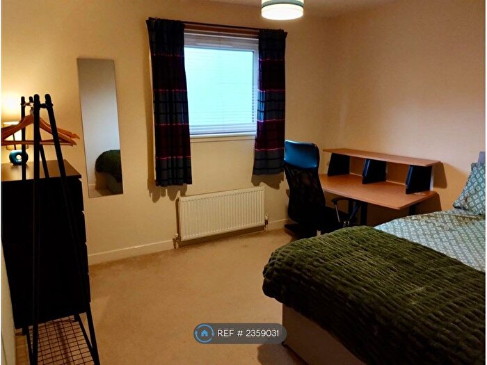 2 Bedroom Flat To Rent In Avenuepark Street, Glasgow, G20