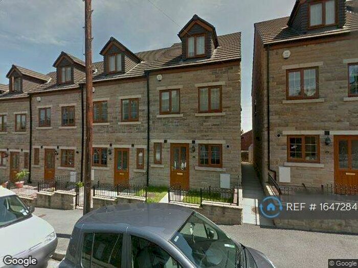 3 Bedroom End Of Terrace House To Rent In Beckett Street, Barnsley, S71