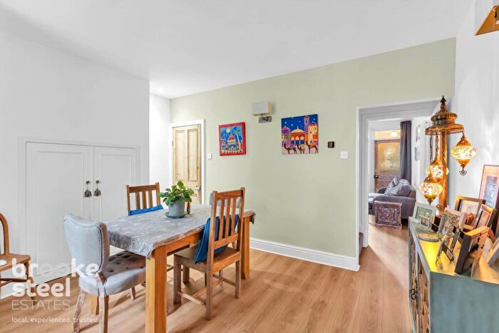 2 Bedroom End Of Terrace House For Sale In Burnley Road, Edenfield, BL0