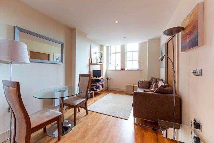 2 Bedroom Flat To Rent In Romney House, Marsham Street, SW1P