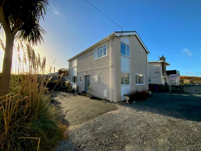 3 Bedroom Detached House For Sale In The Moorings, Ravenspoint, Trearddur Bay, LL65