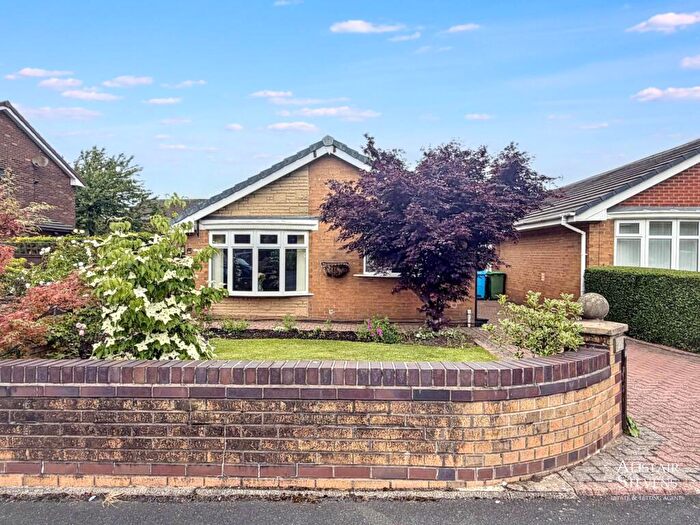 2 Bedroom Detached House For Sale In Arnside Avenue, Chadderton, OL9