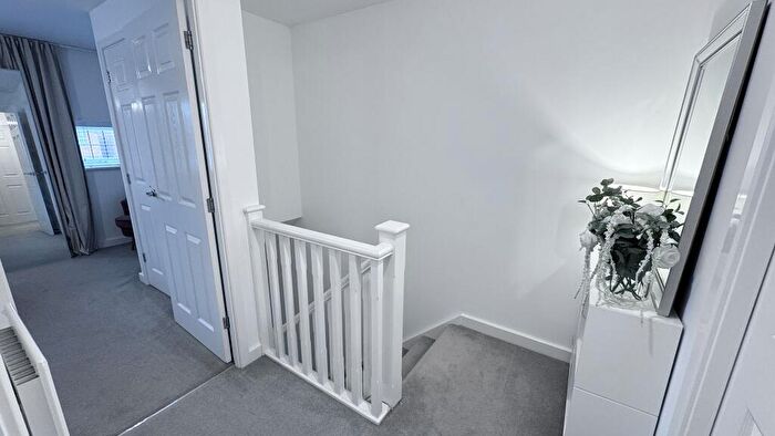 2 Bedroom Semi-Detached House For Sale In Harcourt Grove, Leicester, LE7