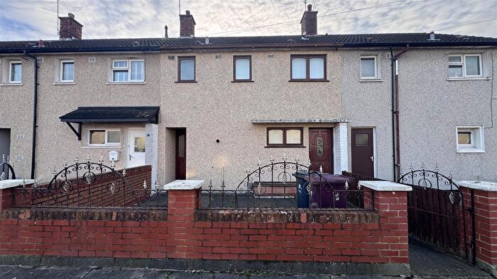 3 Bedroom Terraced House To Rent In Henlow Avenue, Southdene, L32