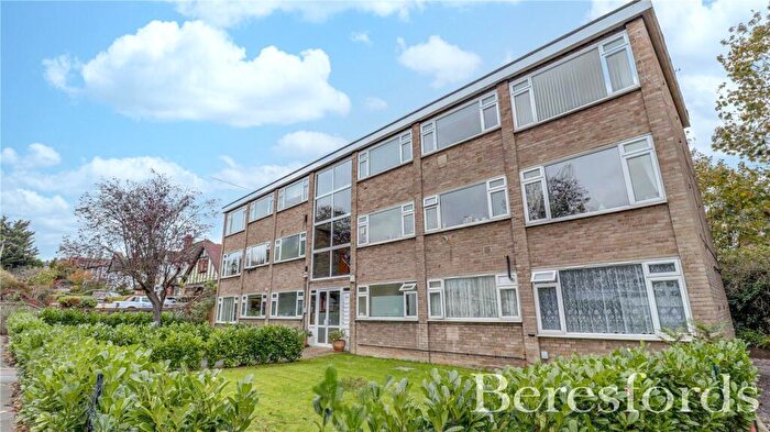 2 Bedroom Apartment For Sale In London Road, Brentwood, CM14