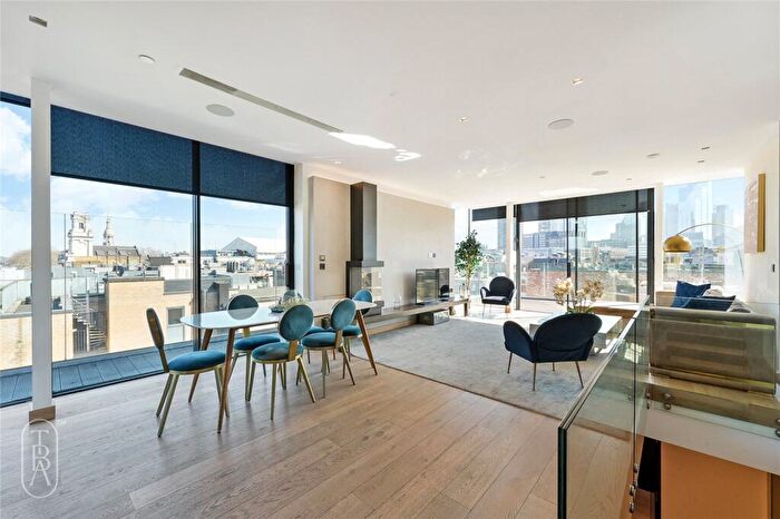 3 Bedroom Penthouse To Rent In Hoxton Square, London, N1