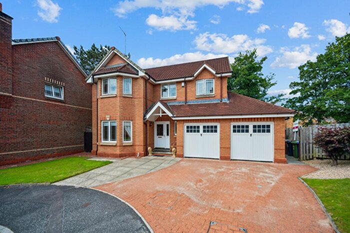 4 Bedroom Detached House To Rent In Branklyn Close, Anniesland, Glasgow, G13