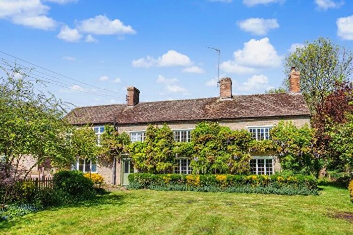 5 Bedroom Farm House To Rent In Stratton Audley, OX27