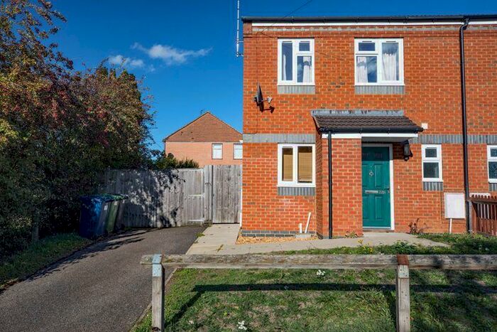 2 Bedroom Semi-Detached House To Rent In Olivia Road, Brampton, PE28