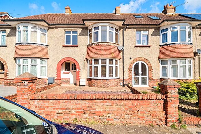 3 Bedroom Terraced House For Sale In Deacons Drive, Portslade, BN41