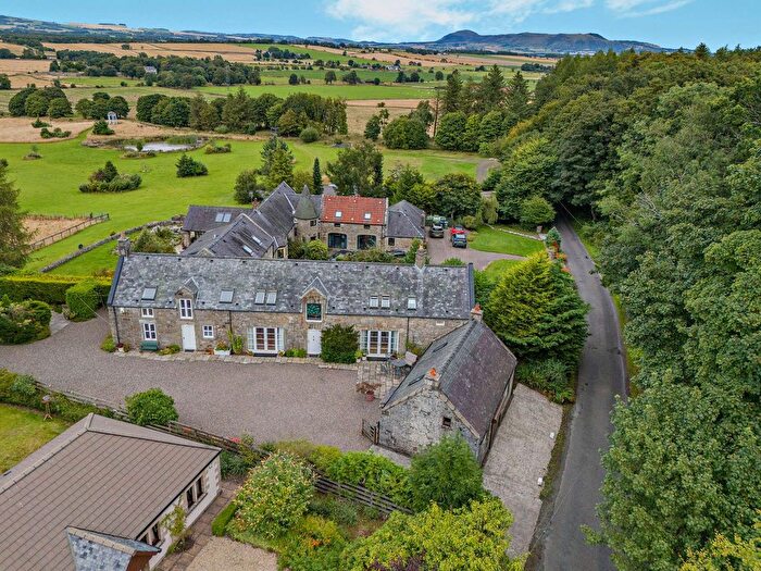 4 Bedroom Detached House For Sale In Cleish, Kinross, Perth And Kinross, KY13