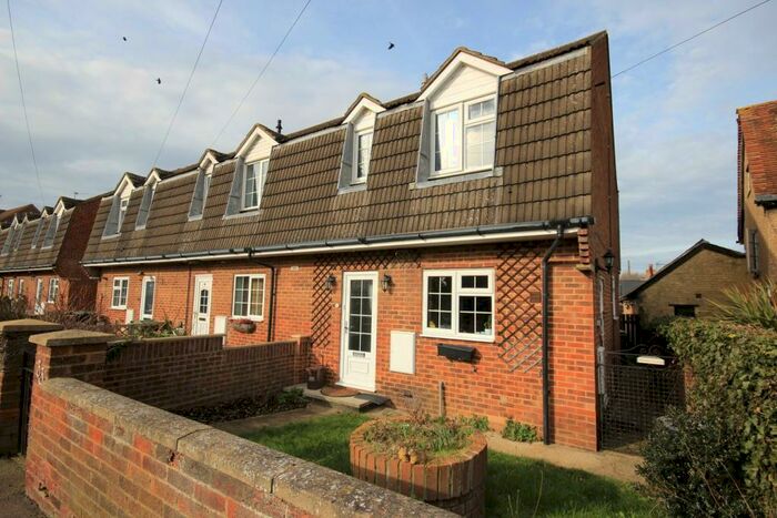 2 Bedroom End Of Terrace House To Rent In High Street, Pulloxhill, MK45