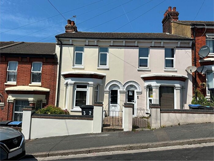 2 Bedroom Property To Rent In Astley Avenue, Dover, CT16