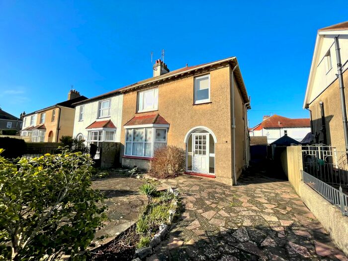 1 Bedroom Flat To Rent In St. Georges Road, Torquay TQ1