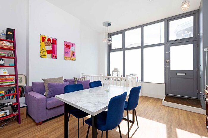 2 Bedroom Maisonette To Rent In Salisbury Pavement, Dawes Road, London, SW6