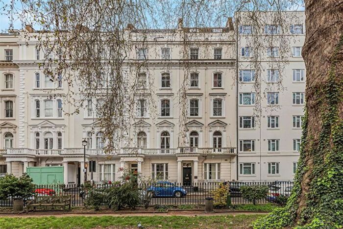 2 Bedroom Flat To Rent In Talbot Square, Hyde Park, W2