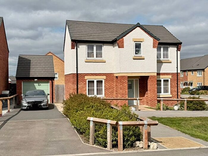 4 Bedroom Detached House For Sale In Conker Grove, Louth, LN11