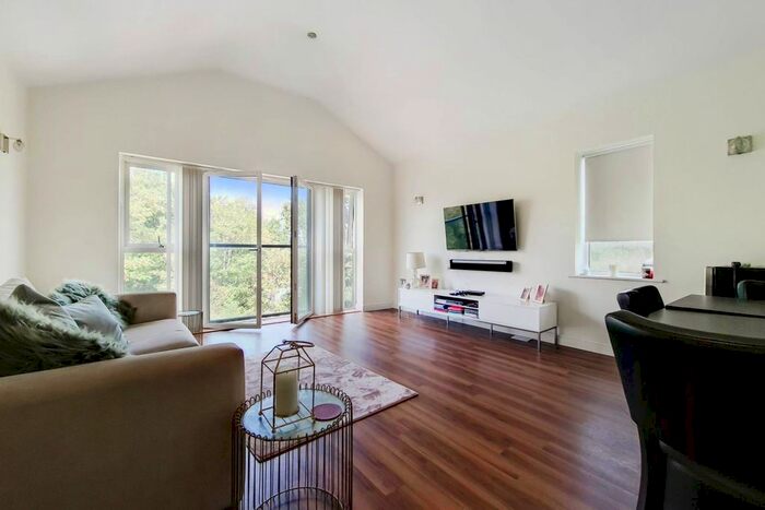 1 Bedroom Flat To Rent In Widmore Road, Bromley, BR1