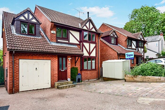 4 Bedroom Detached House For Sale In Church Mews, Sheffield, S21