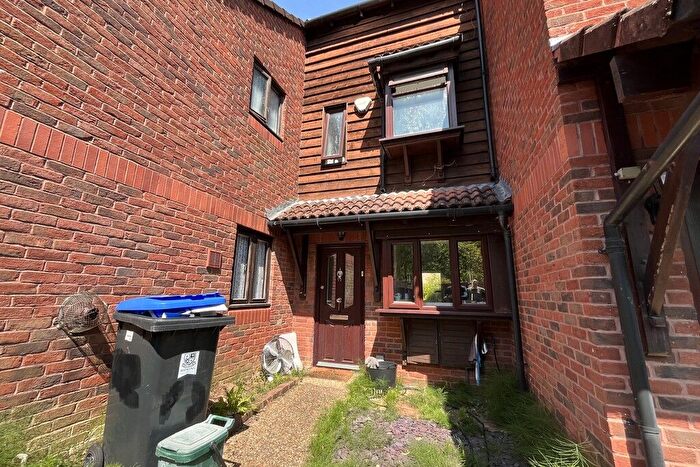 3 Bedroom Terraced House To Rent In Huntingdon Road, Goldsworth Park, Woking, GU21