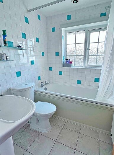 3 Bedroom Terraced House For Sale In Laburnum Walk, Eastbourne, BN22