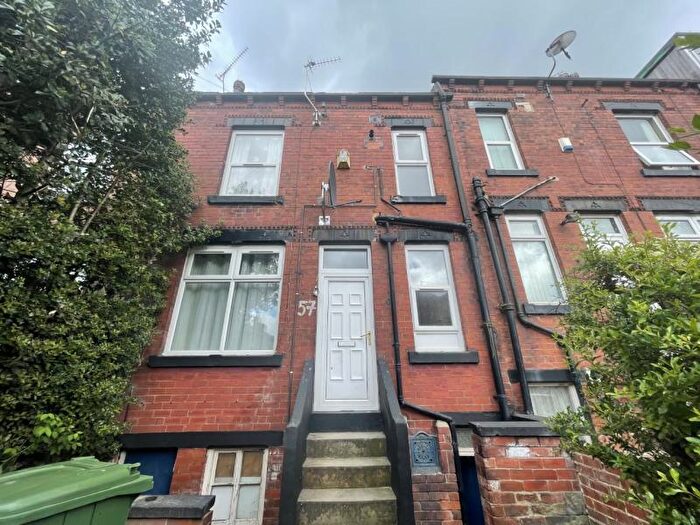 2 Bedroom Terraced House For Sale In Dorset Road, Leeds, LS8