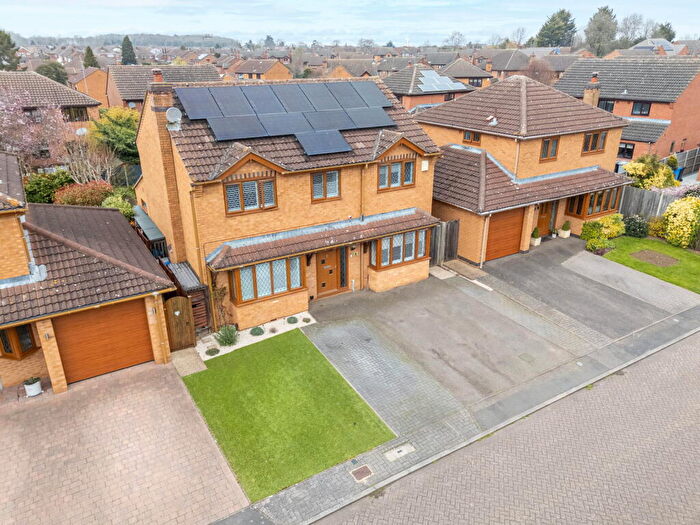 4 Bedroom Detached House For Sale In Roxton Close, Barton Seagrave, NN15