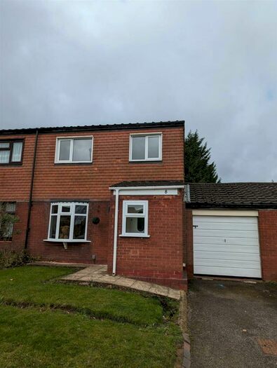 3 Bedroom End Of Terrace House To Rent In Barnpark Covert, Druids Heath, Birmingham, B14