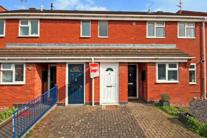 1 Bedroom Flat To Rent In Napton Drive, Leamington Spa, CV32