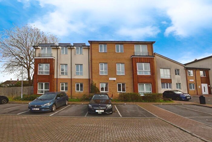 2 Bedroom Apartment For Sale In Queens Road, Bishopsworth, BS13