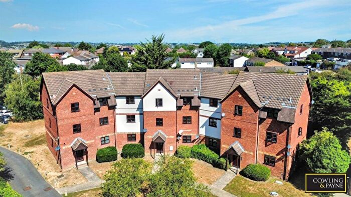 1 Bedroom Apartment For Sale In Chestnut House, Hillwood Grove, Wickford, SS11