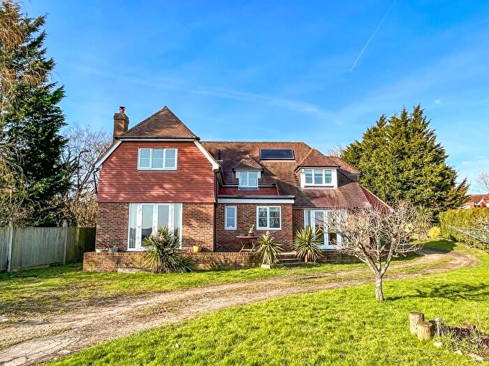 4 Bedroom Detached House For Sale In Northiam Road, Staplecross, TN32