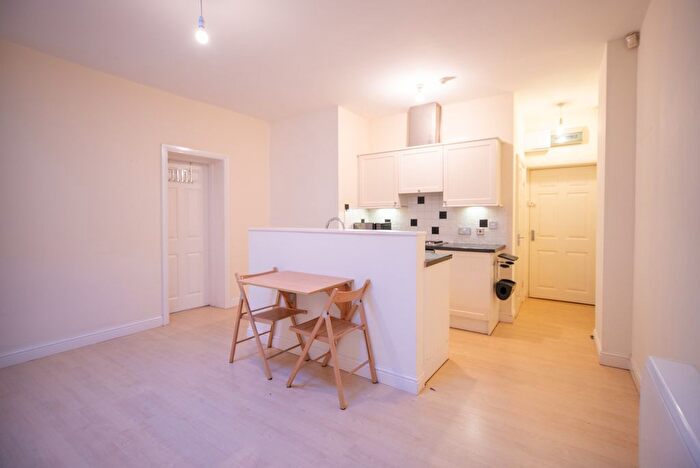 1 Bedroom Flat To Rent In Land Of Green Ginger, Hull, HU1